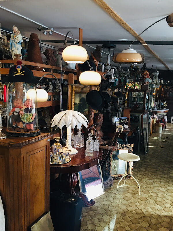 Foto van Antiek -Brocante - Militaria Shop