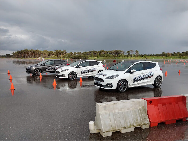 Foto van Ford Lommel Testbanen