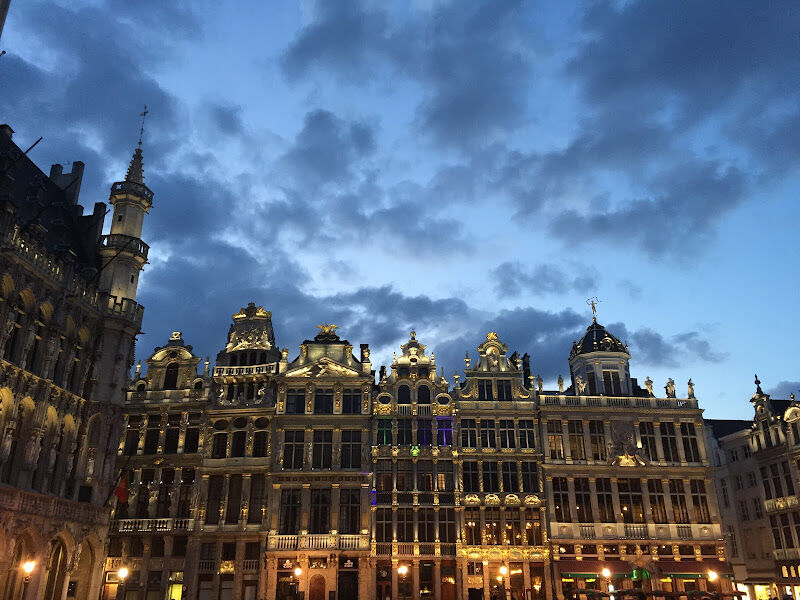 Foto van BRUSSELS WALKING TOURS : Chocolate, Beer, Belgian Food, Sightseeing.