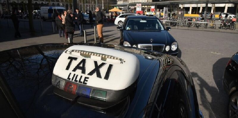 Foto van Centrale Taxi Lille - Templemars