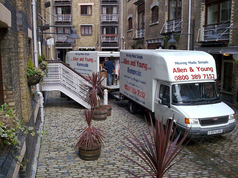 Foto van Allen and Young Removals