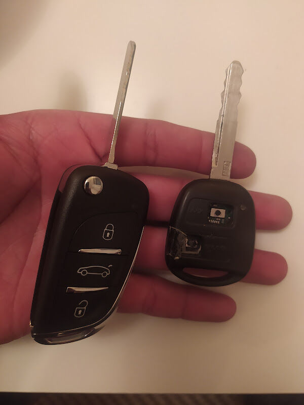 Foto van CAR KEY MAKER