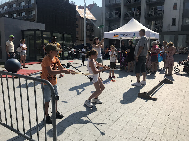 Foto van Jakkedoe vzw, Circus - Yoga - VR