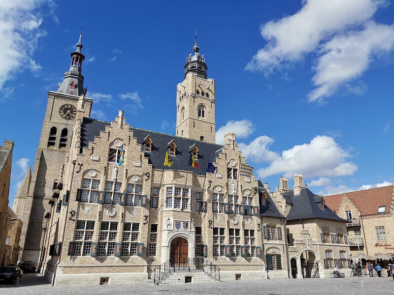 Foto van Diksmuide stadhuis