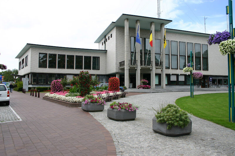 Foto van Gemeentehuis De Panne