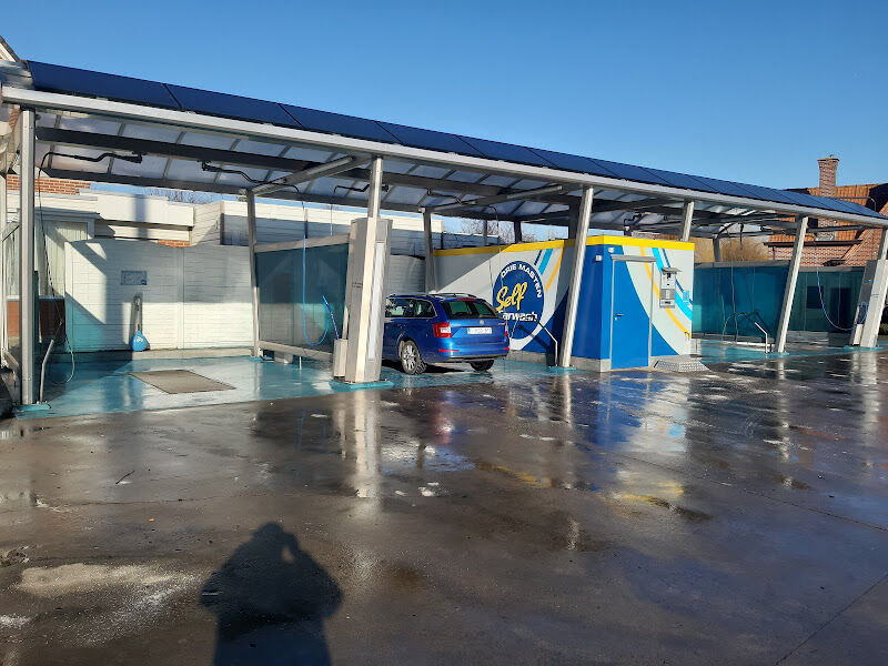 Foto van Self Car-Wash Driemasten