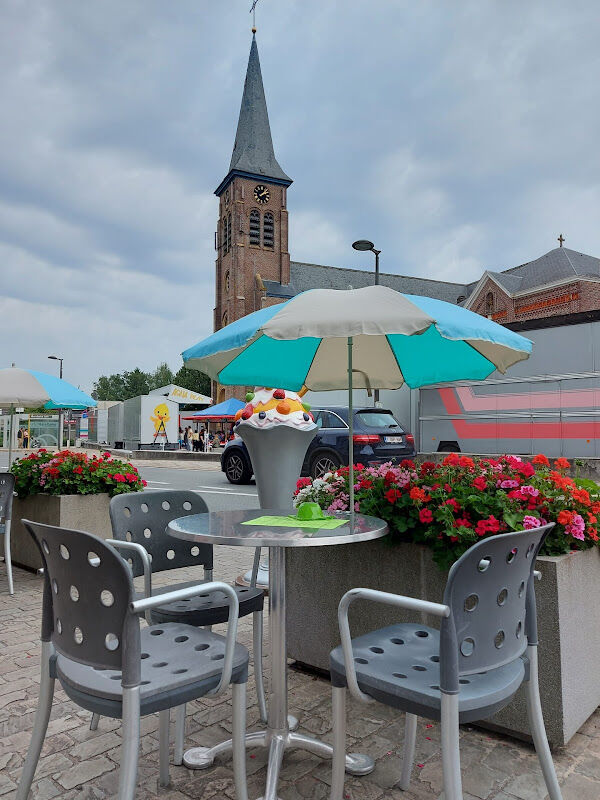 Foto van Terrasse Raffeisekasse