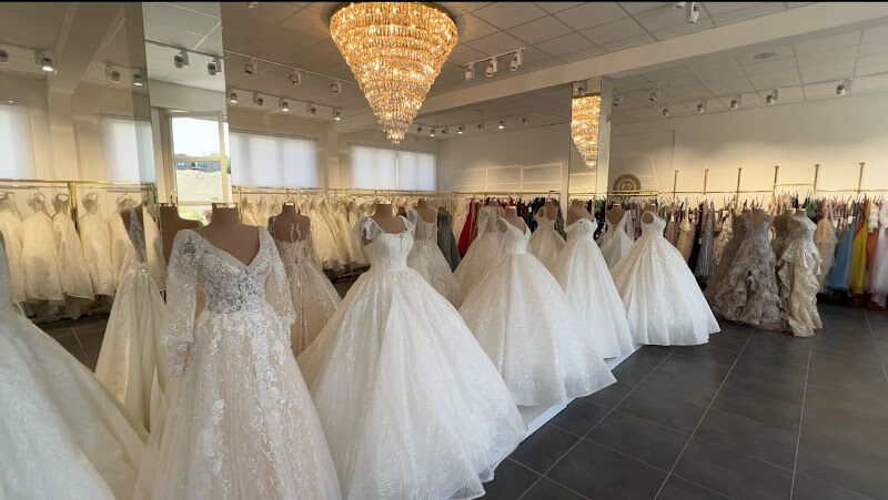 Foto van İNSİ Bridal House