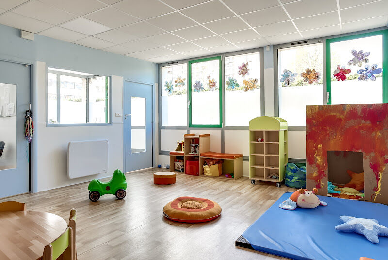 Foto van Crèche People Baby Lille - La Fée Des Bois